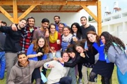חיים בכפר, מקבלים מלגה: פריחתן של קהילות הסטודנטים